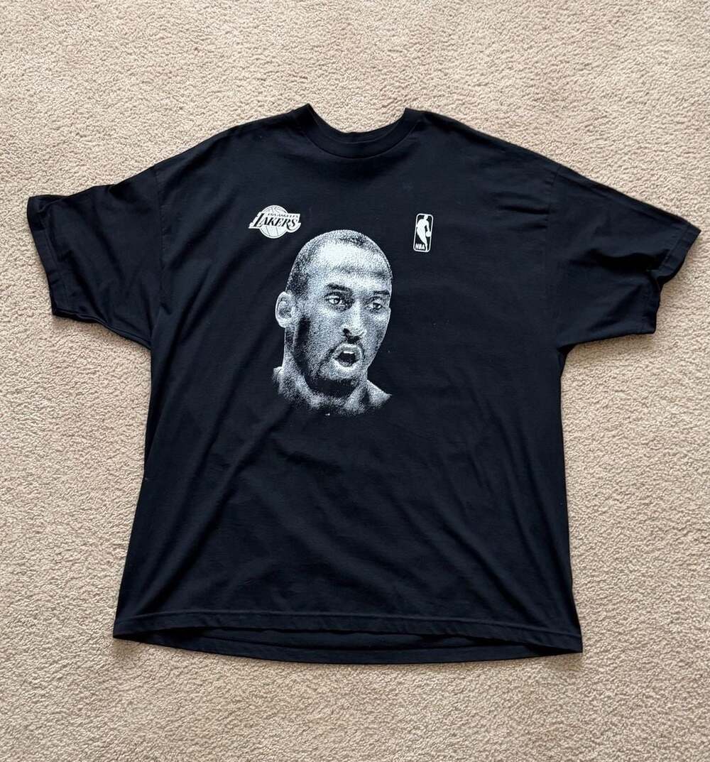 AAA Vintage Los Angeles Lakers Kobe Bryant Portrait T-Shirt 3XL